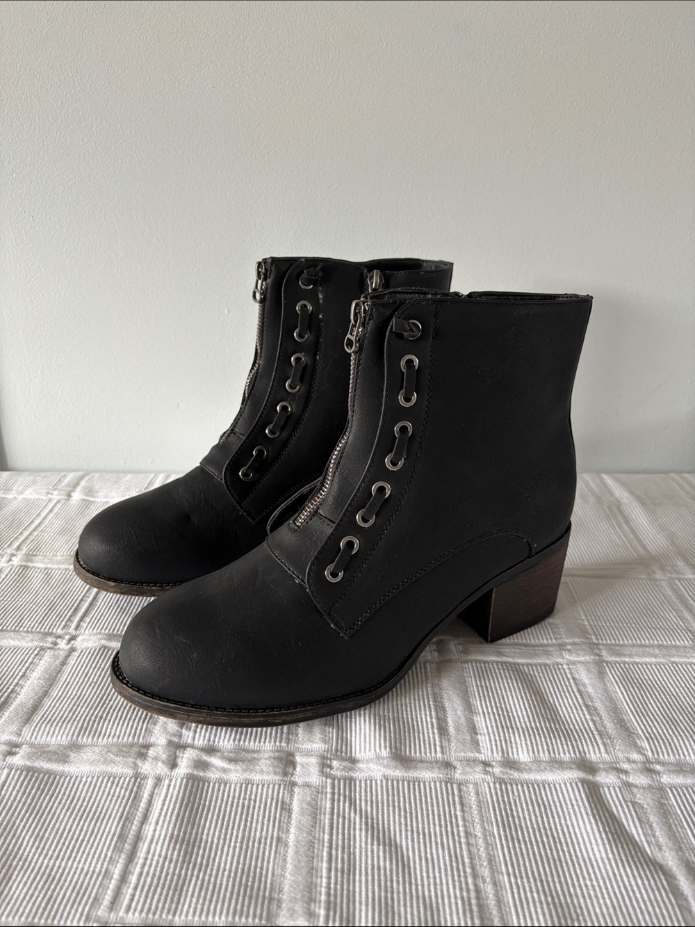 Cloudwalkers Black Block-Heel Ankle Boots with Front Zip 12W